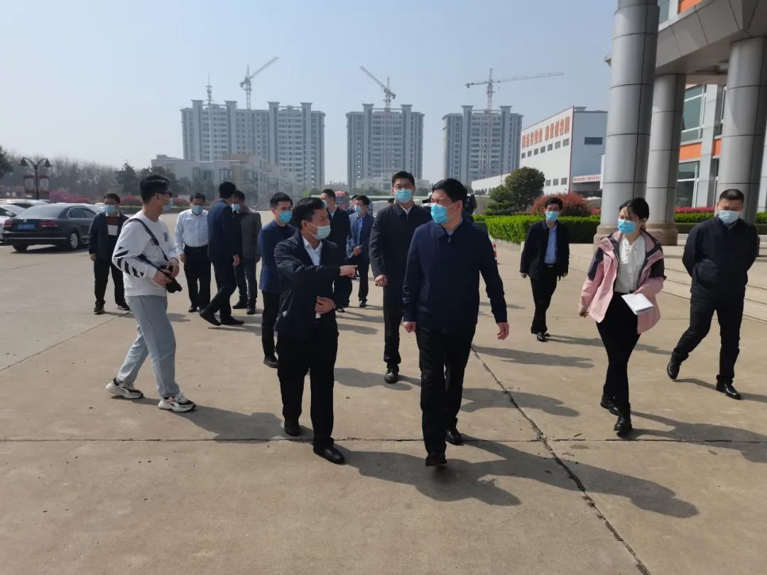 新沂市委书记陈堂清走访江苏BBIN宝盈集团铝材，调研企业防疫稳出产工作